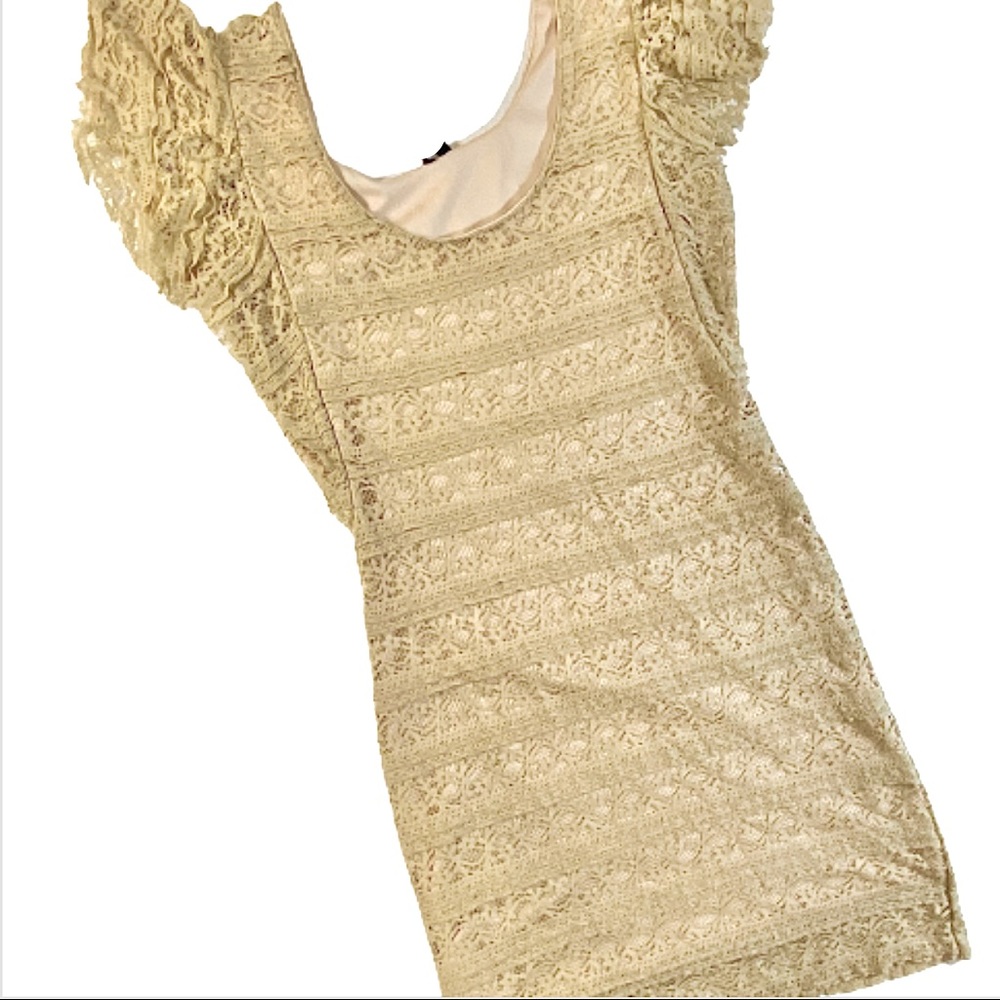 3/20* Floral Lace Short Flutter Sleeve Mini Dress